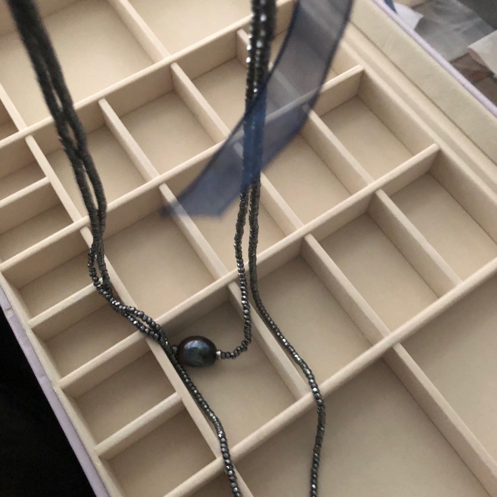 Hematite cultured freshwater pearl lariat necklace